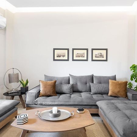Deluxe 3-Bdrm Urban-Industrial Apt At Acropolis Atény Exteriér fotografie